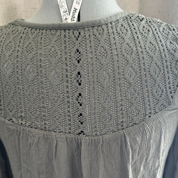 Mudd Gray Embroidered Blouse XS long sleeve - Picture 3 of 11